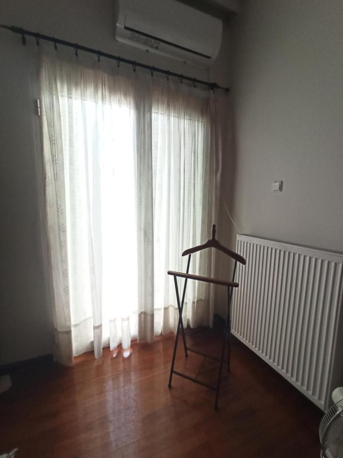 Σπίτι Στο Ρίο Πατρών Με Κήπο - Detached House In Rio With Garden Διαμέρισμα Εξωτερικό φωτογραφία