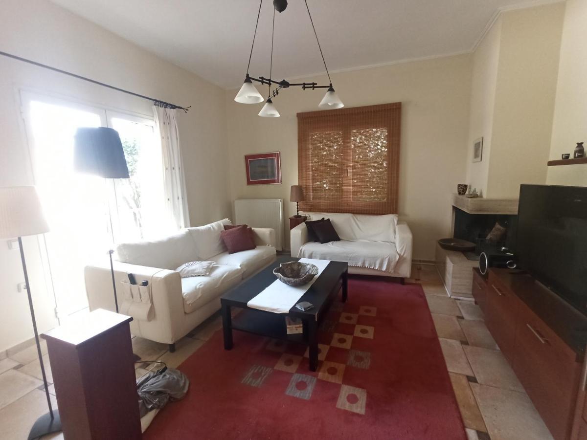 Σπίτι Στο Ρίο Πατρών Με Κήπο - Detached House In Rio With Garden Διαμέρισμα Εξωτερικό φωτογραφία